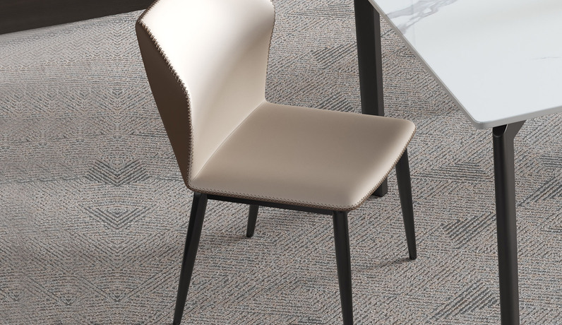 歌迪 极简 环保纳帕皮革/碳素钢脚 餐椅