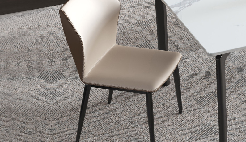 慕梵希 极简 环保纳帕皮革/碳素钢脚 餐椅（单把价格 需双数购买 单数不发货）